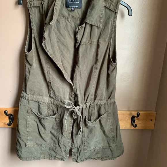 Sanctuary Vest - Picture 2 of 5